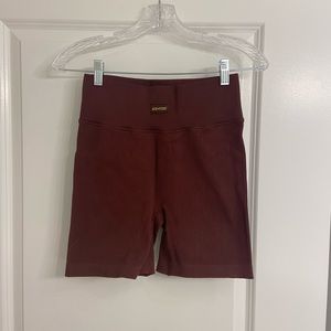 Bo+Tee Ribbed Biker Shorts